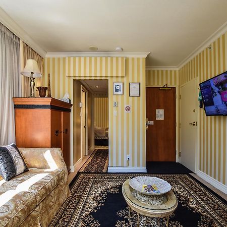 Boutique Suites - Ванкувър Екстериор снимка